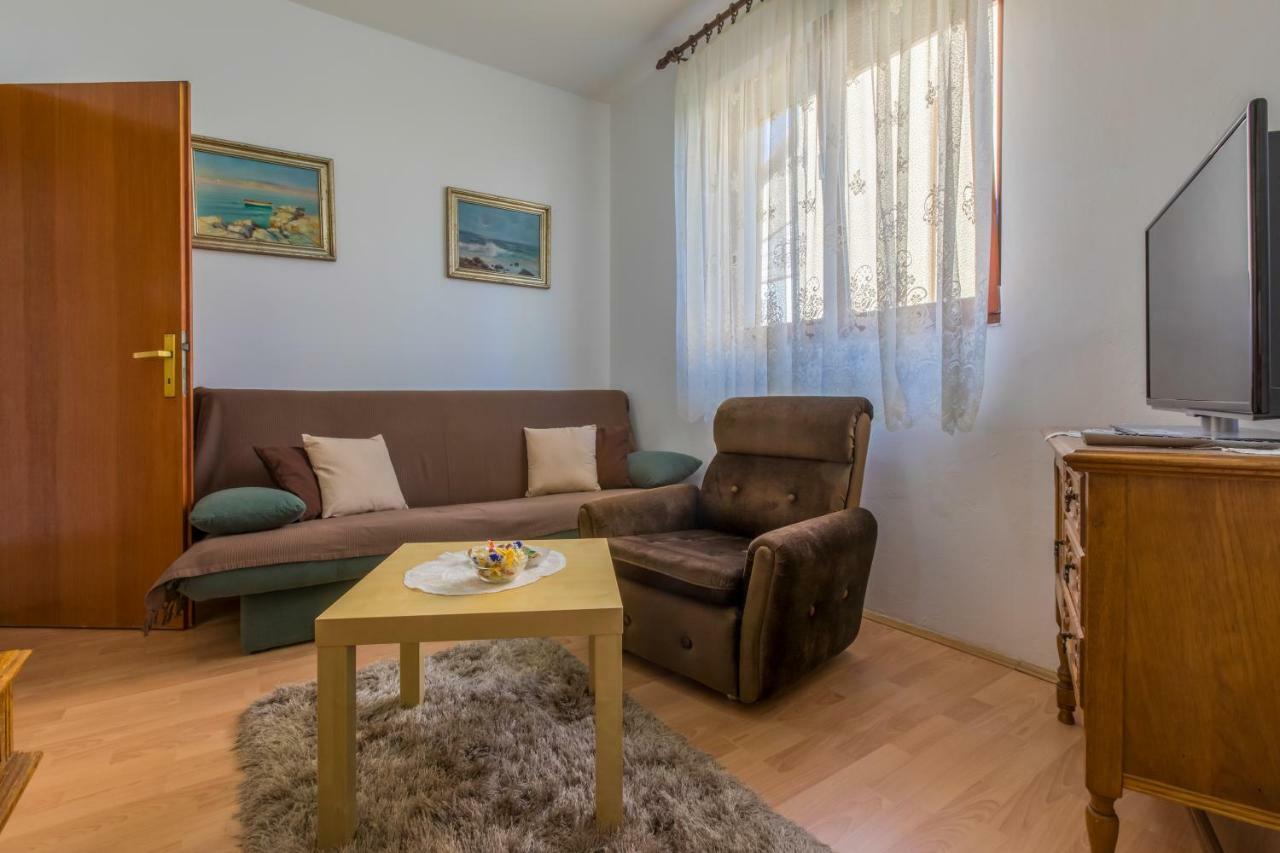 Apartman Laura เซลเซ ภายนอก รูปภาพ