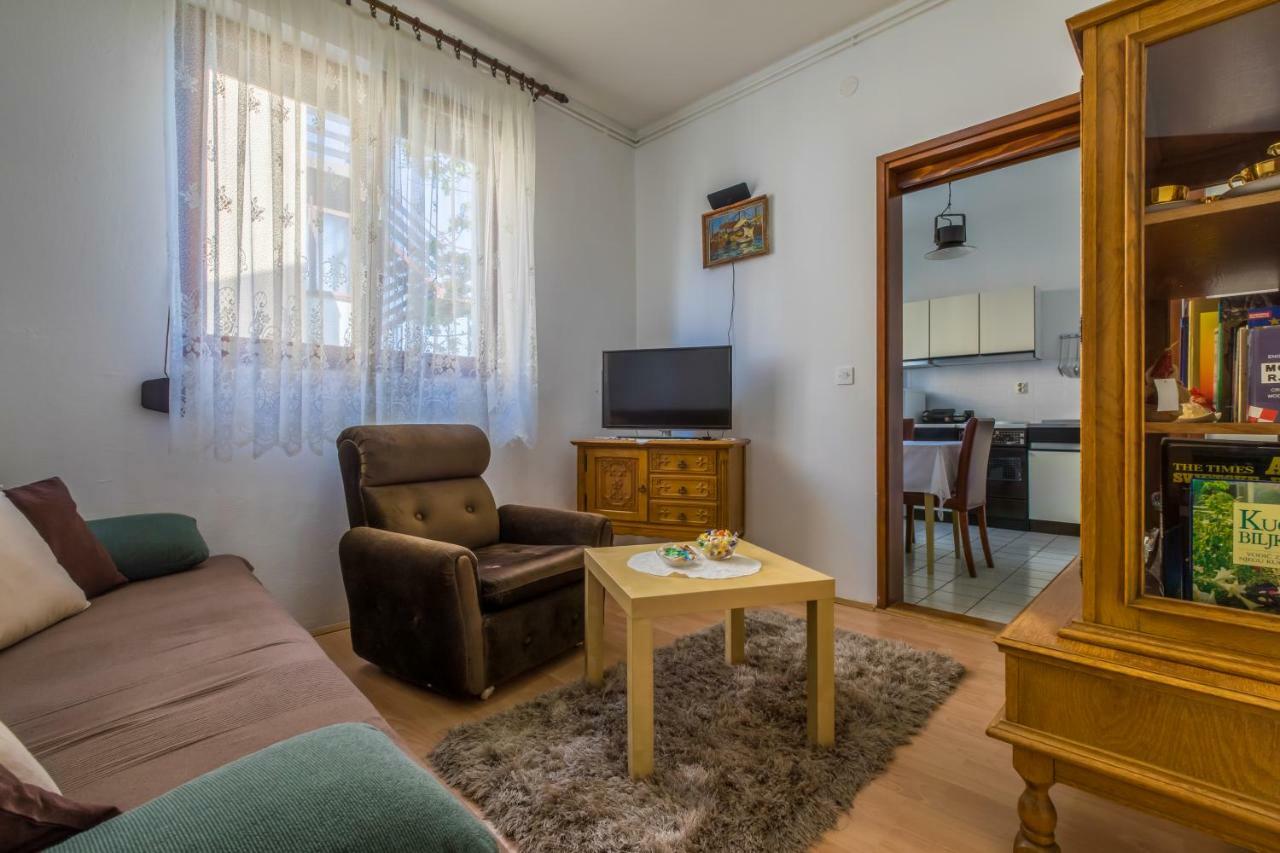 Apartman Laura เซลเซ ภายนอก รูปภาพ