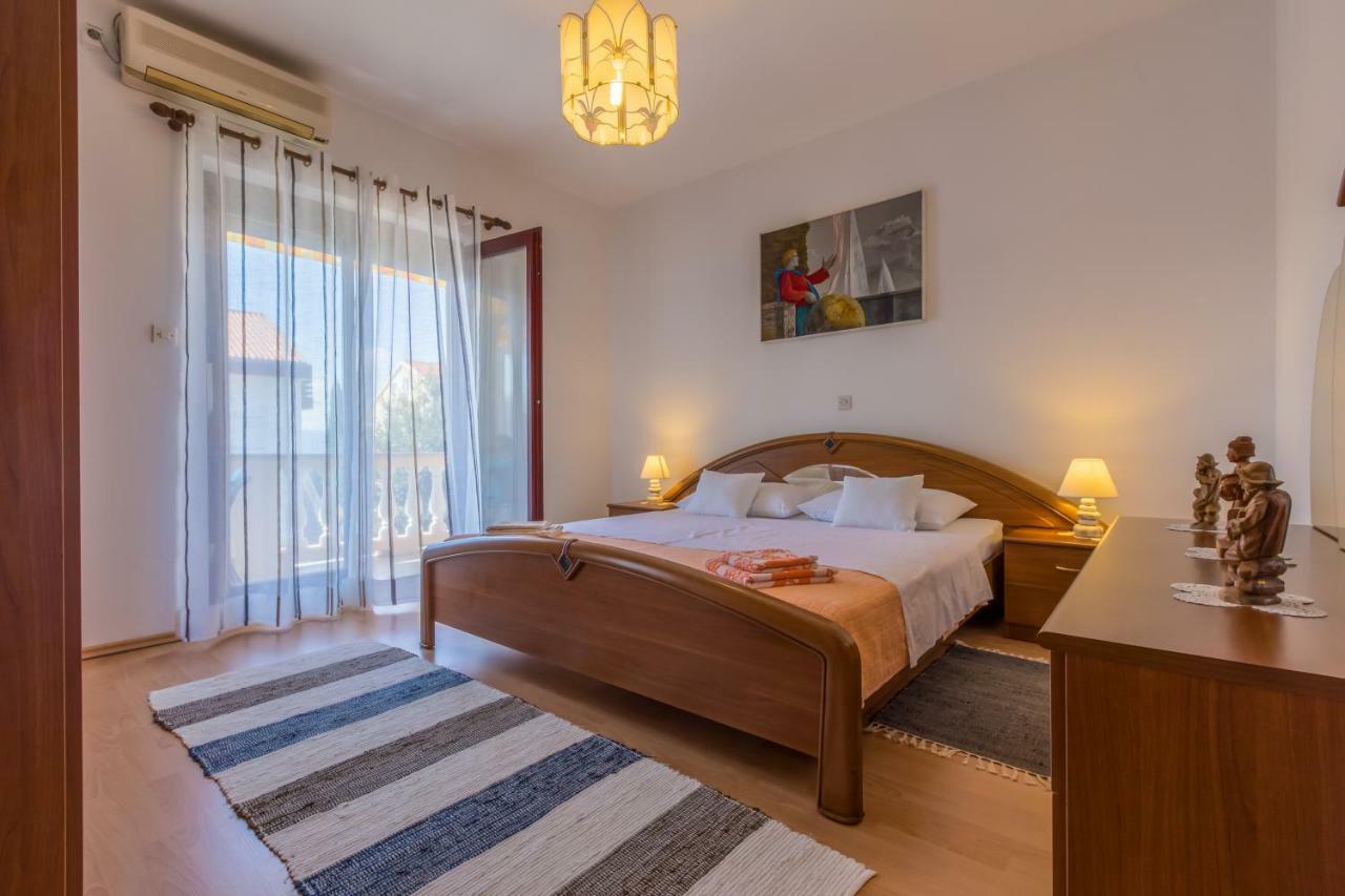 Apartman Laura เซลเซ ภายนอก รูปภาพ